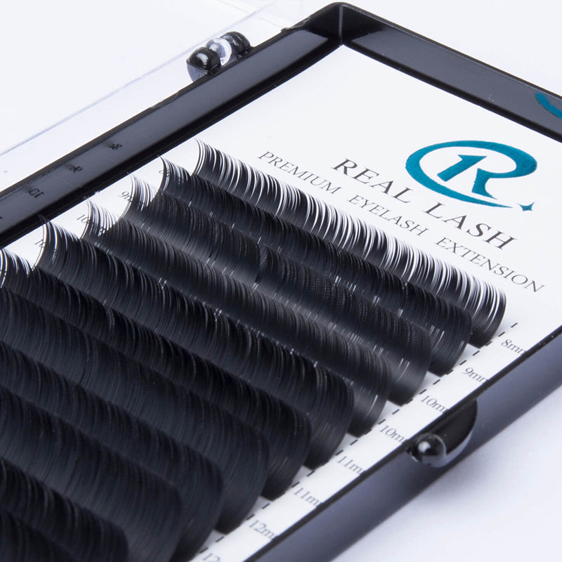 MEGA VOLUME LASHES 0.03